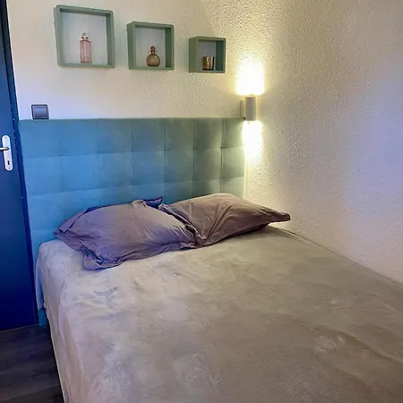 2 Pieces A Deux Pas Du Village Naturiste * Agde